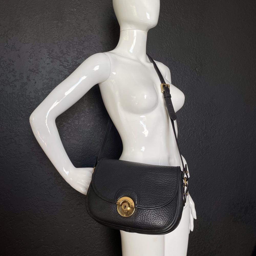 Dooney and Bourke awl black leather Saddle compartment Flap key crossbody bag - Picture 2 of 16